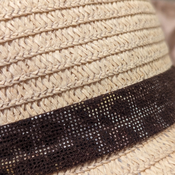 August Hat - Picture 2 of 5